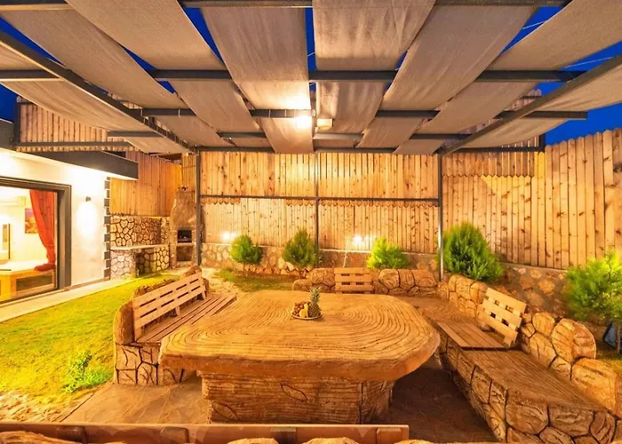 Cavdir 2 Bedroom Secluded With Private Pool Hot Tub Vila