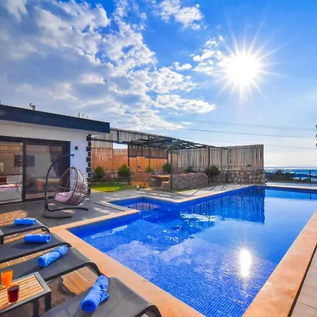 Cavdir 2 Bedroom Secluded With Private Pool Hot Tub * Kalkan