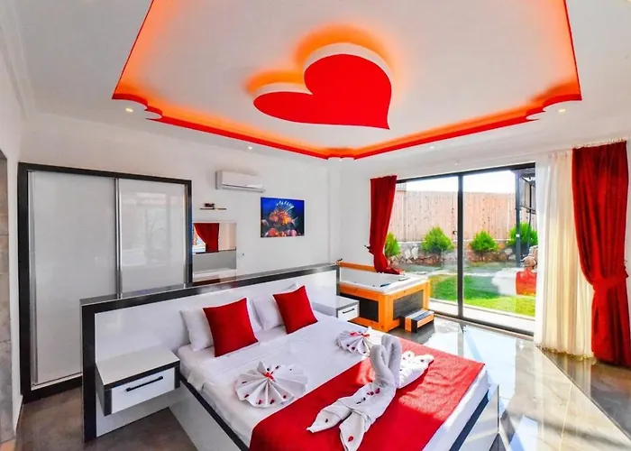 Cavdir 2 Bedroom Secluded With Private Pool Hot Tub Villa